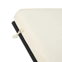 Solano Sunlounger - Outdoor - PAT7024 -Safavieh -Heaco GUEST 4767ae46 d0ef 4b4b 8414 99e4ec8bdf71